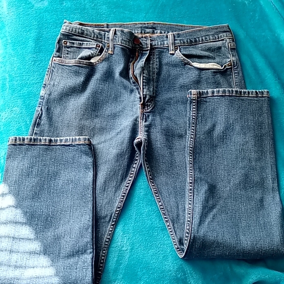 Lot of Levi 505s size 36x30 - Picture 2 of 10